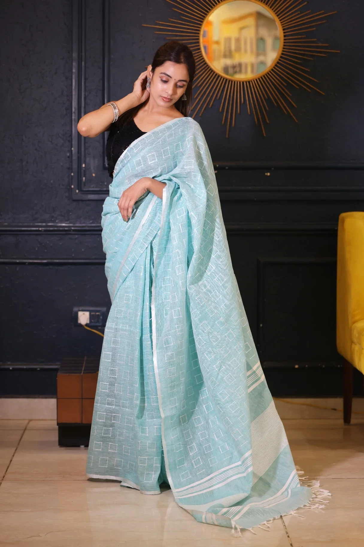 Premium  Linen Saree with Geometric Weave - Image 1