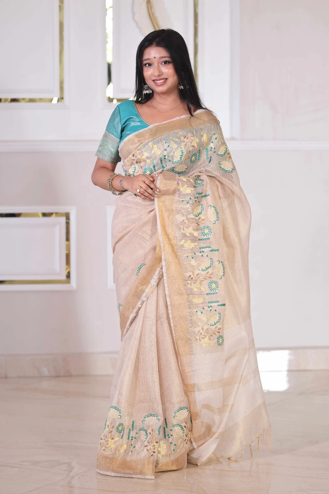The Meadow Glow Tissue Linen Saree - Image 2
